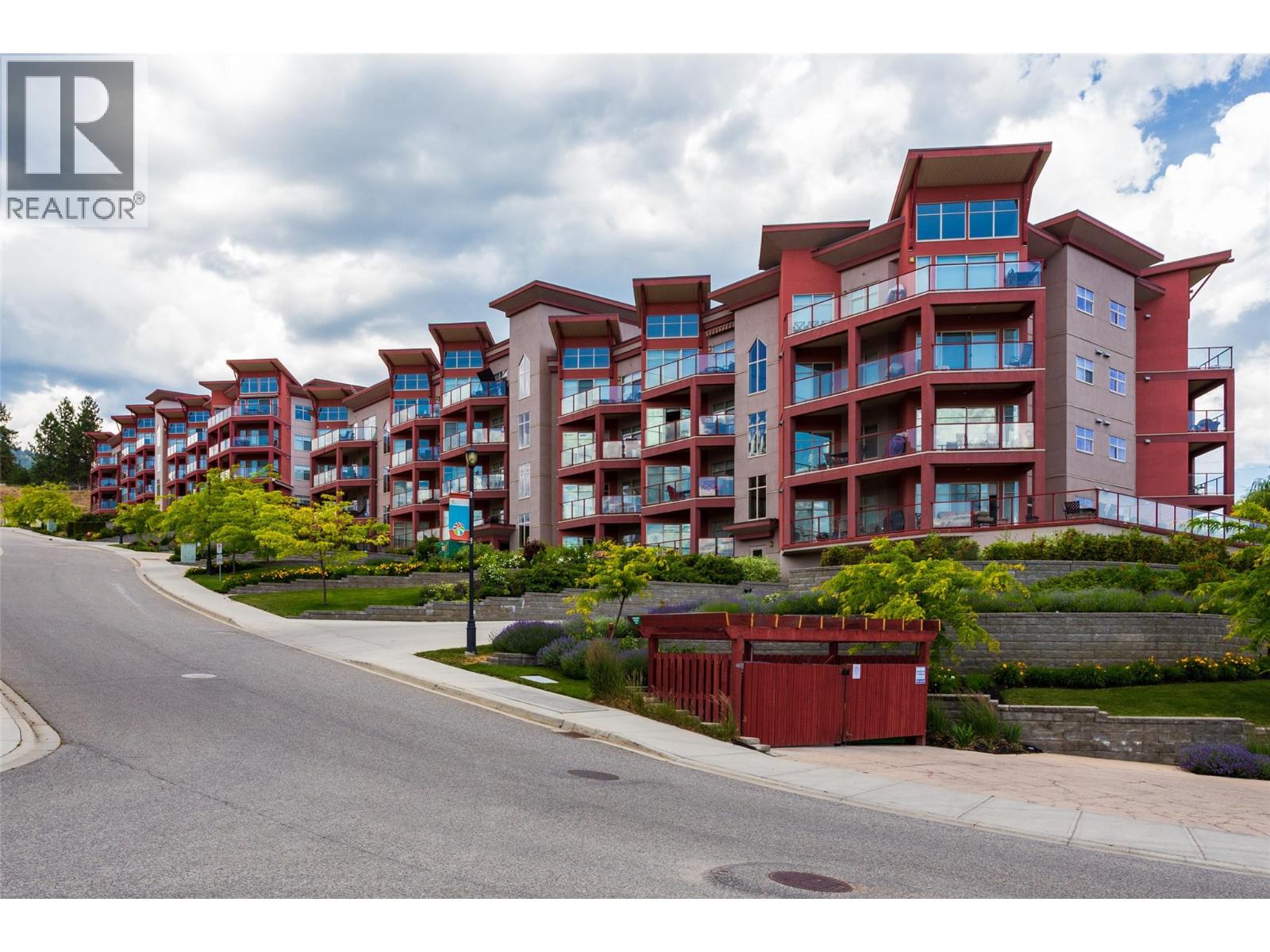 3205 Skyview Lane Unit# 407