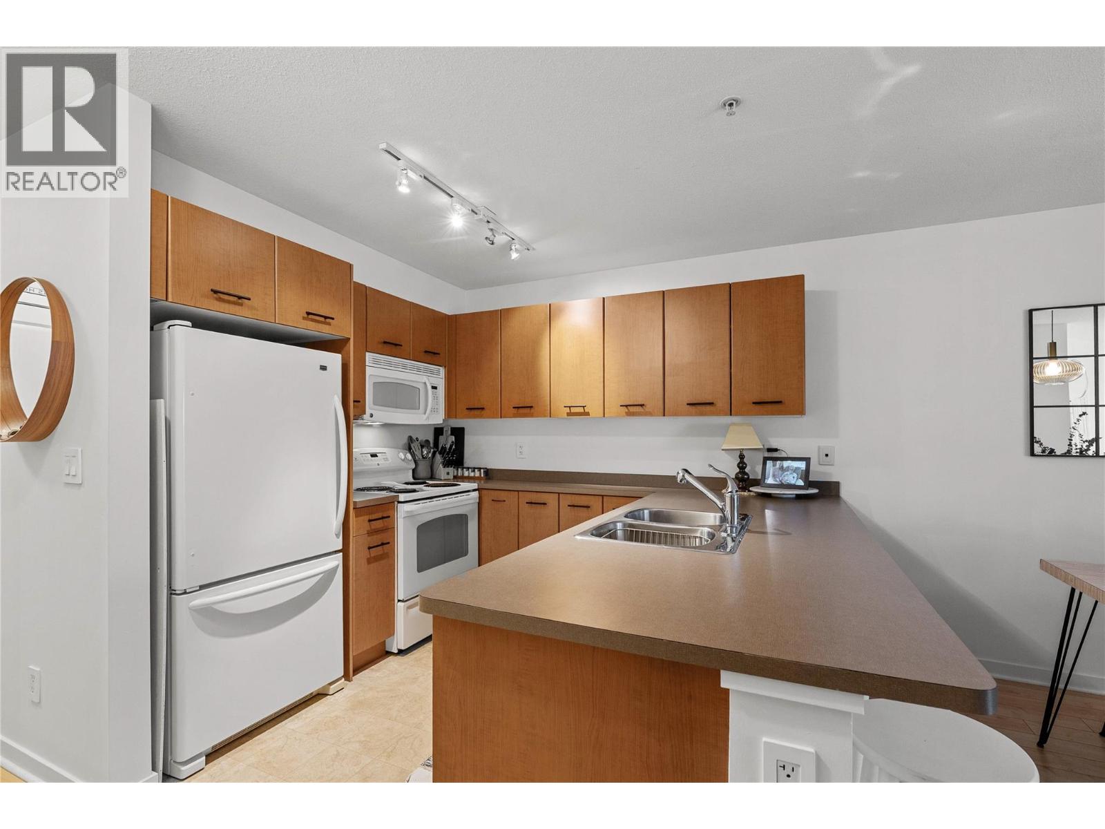 539 YATES Road Unit# 107
