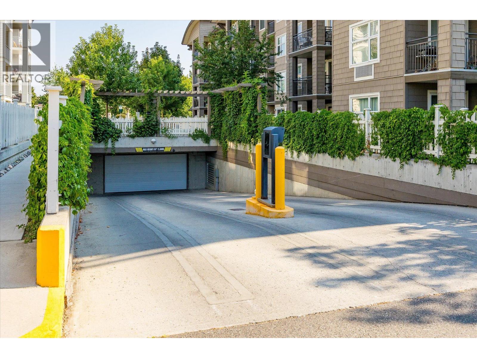 539 Yates Road Unit# 403