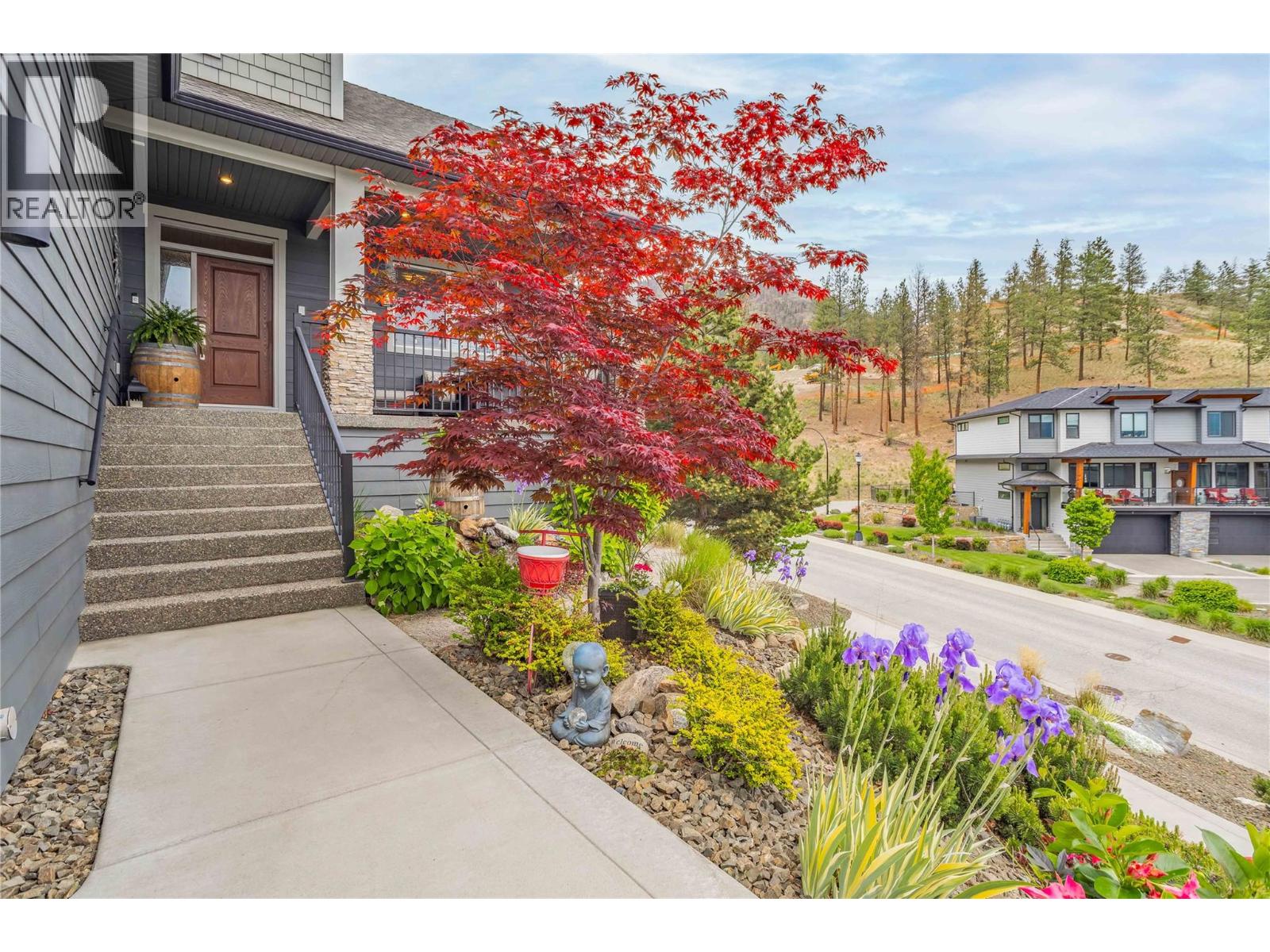 2410 Mountains Hollow Lane