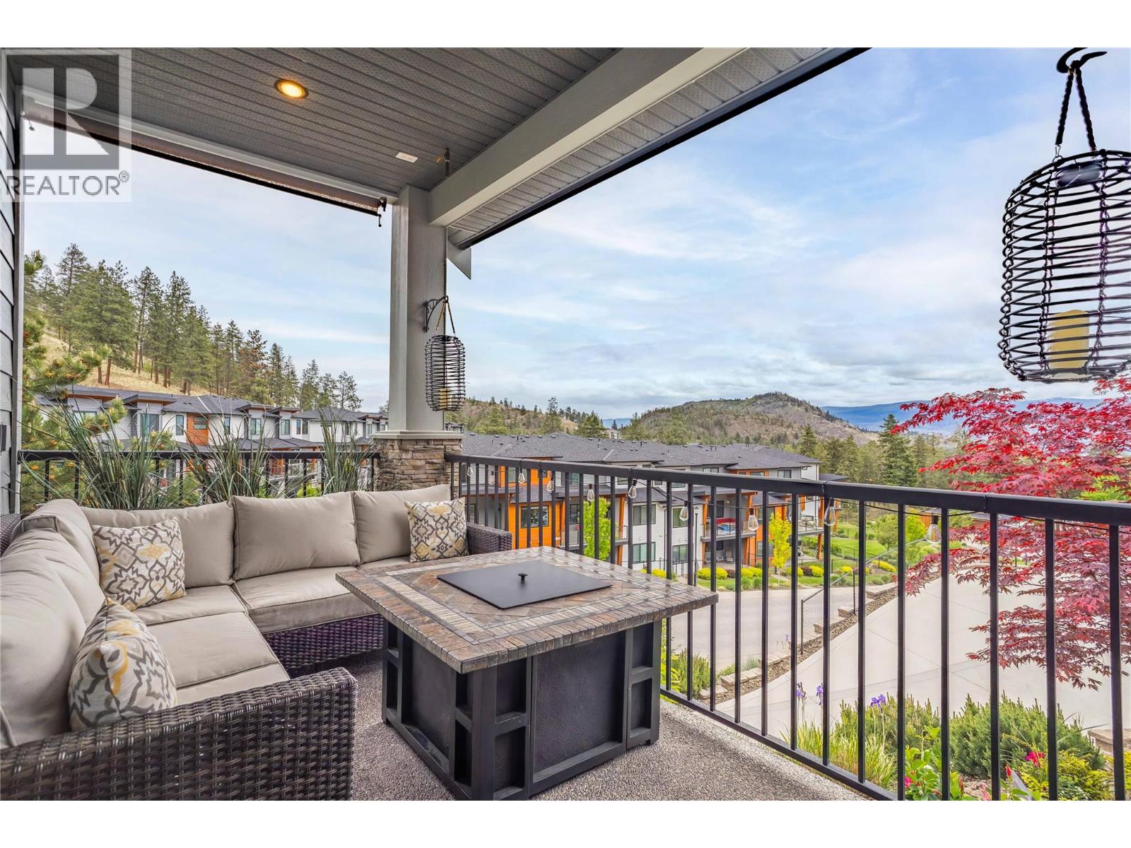 2410 Mountains Hollow Lane