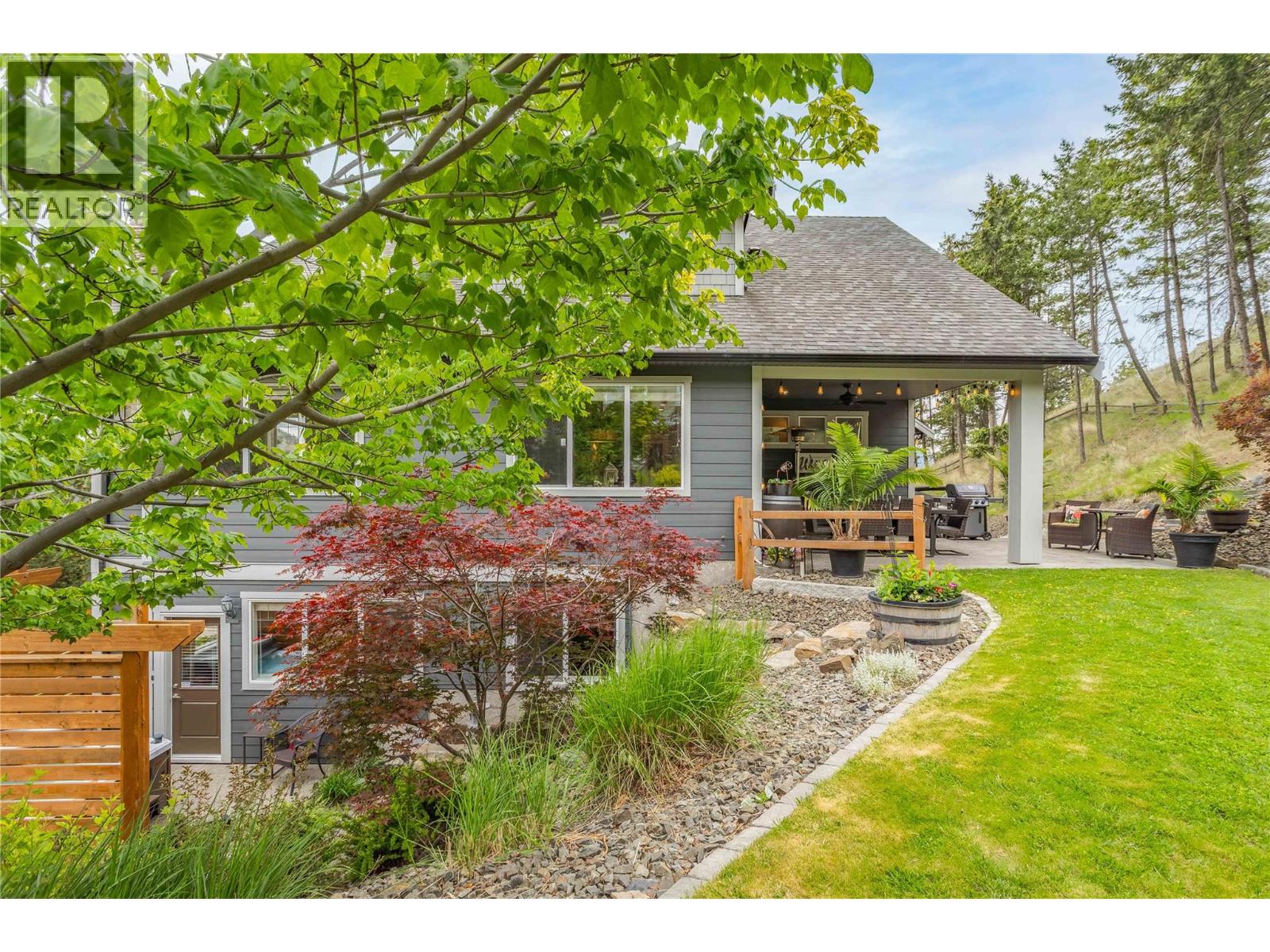 2410 Mountains Hollow Lane