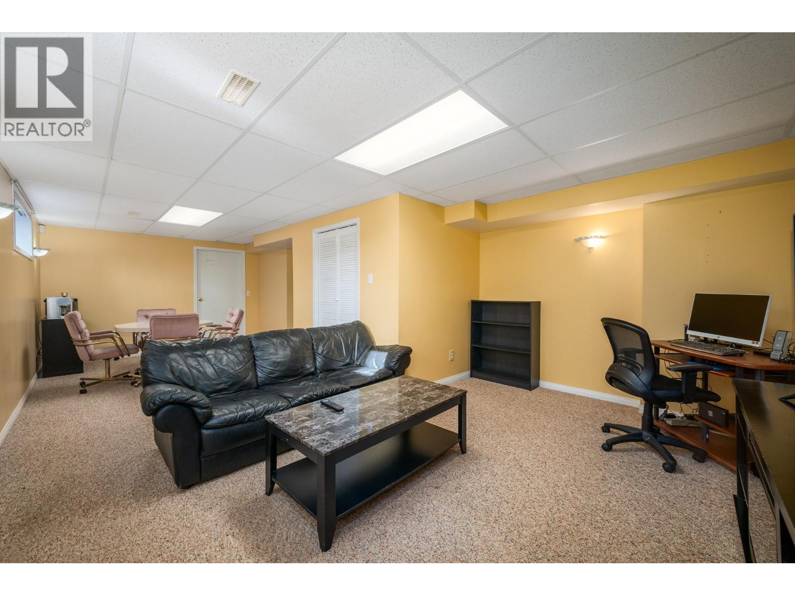 4450 Postill Drive Unit# 9