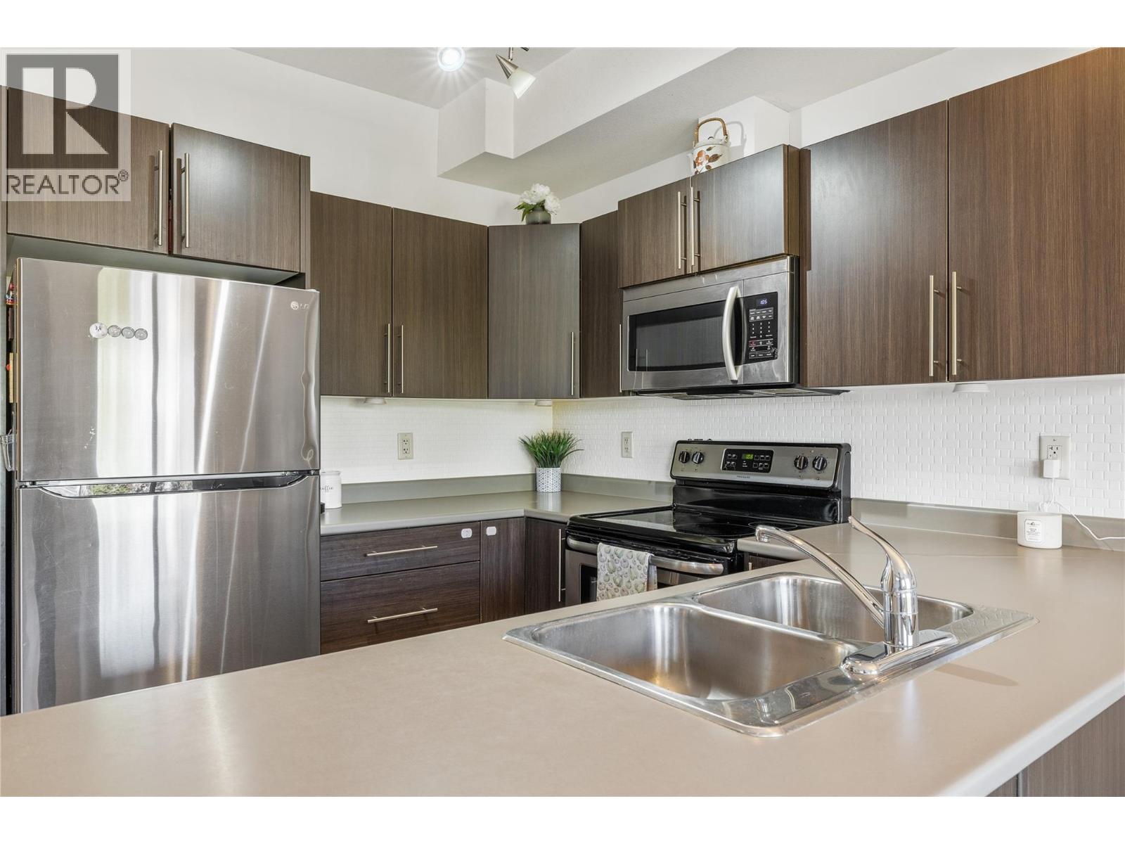 335 Gerstmar Road Unit# 4