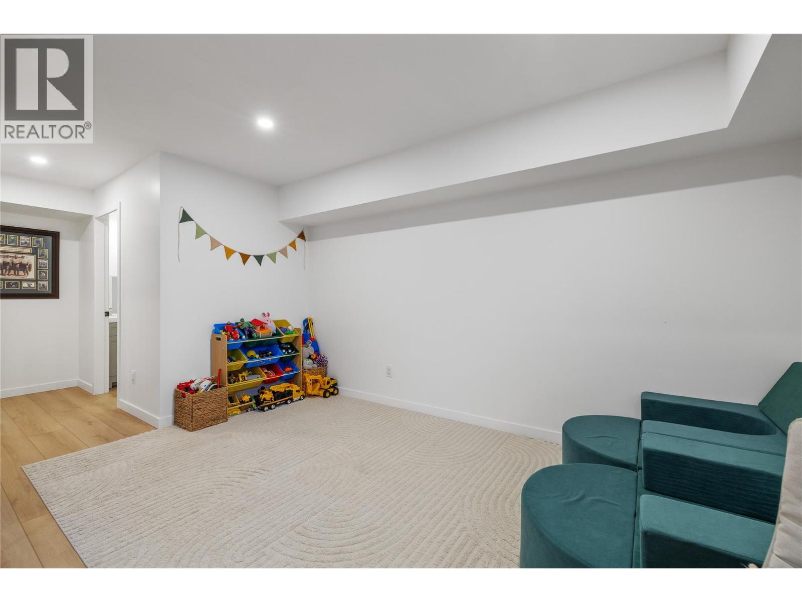 335 Gerstmar Road Unit# 4