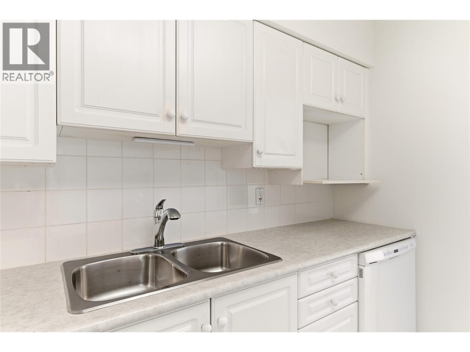 1965 Durnin Road Unit# 315