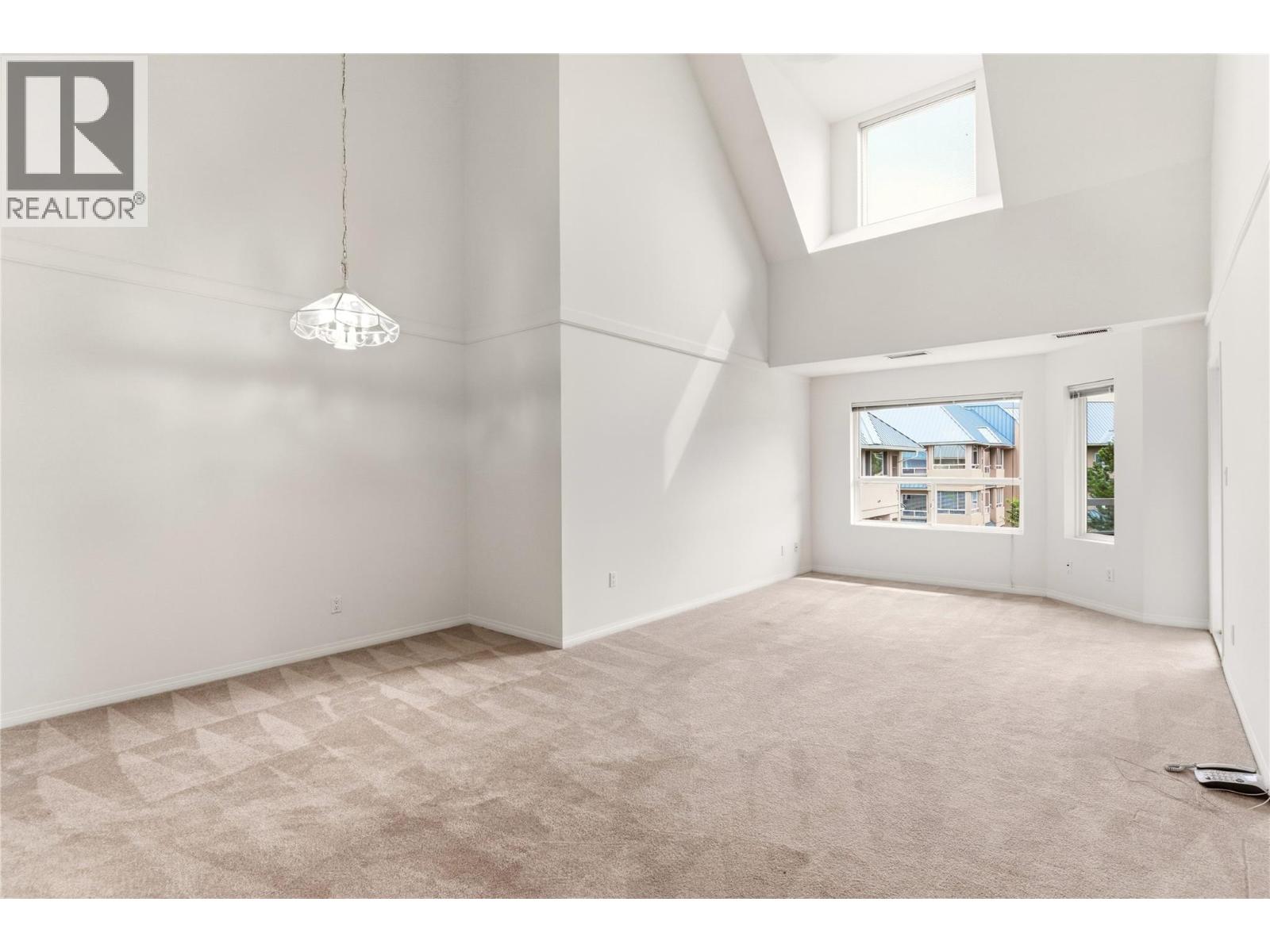 1965 Durnin Road Unit# 315
