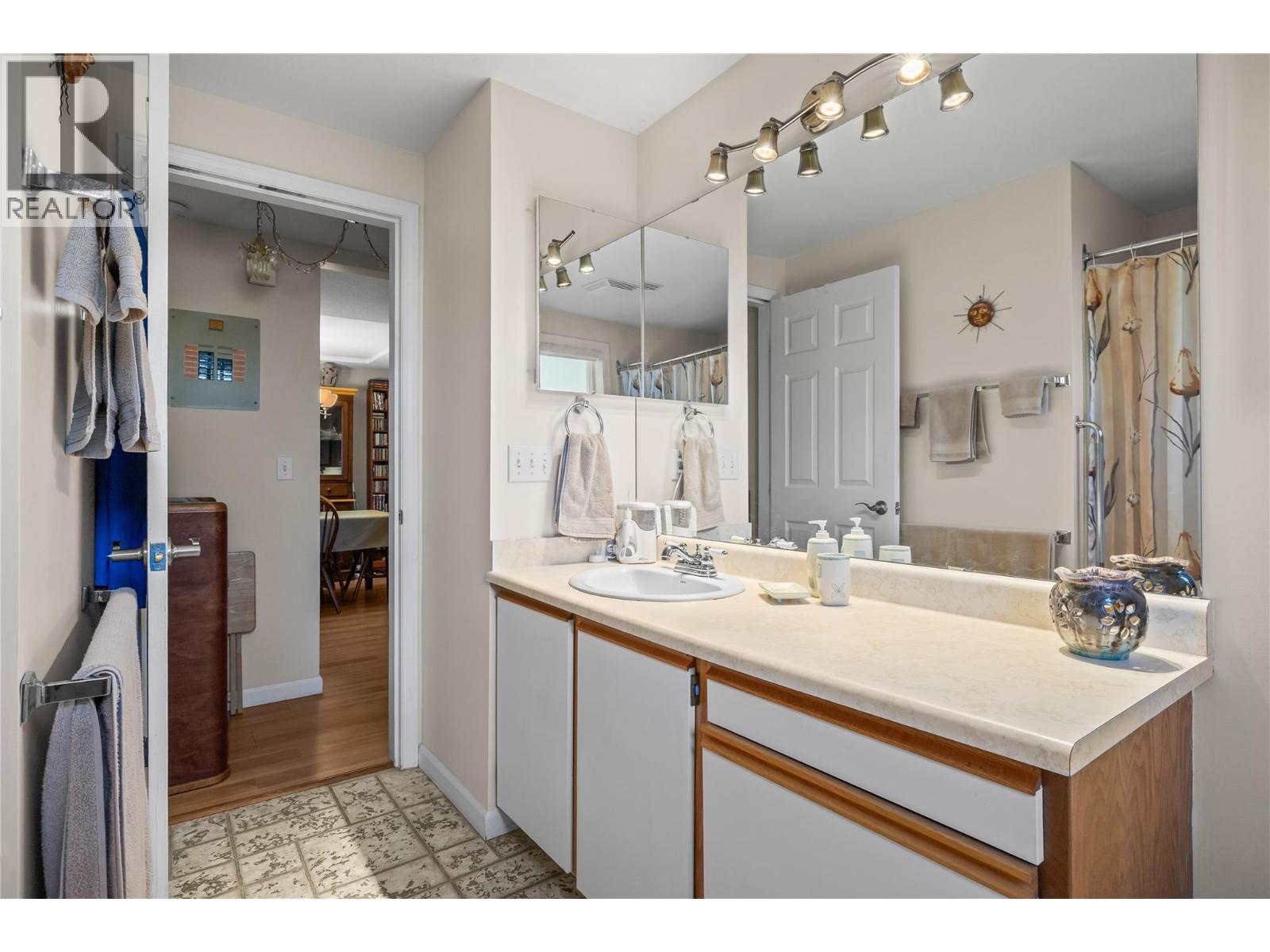 2433 Ingram Road Unit# 6