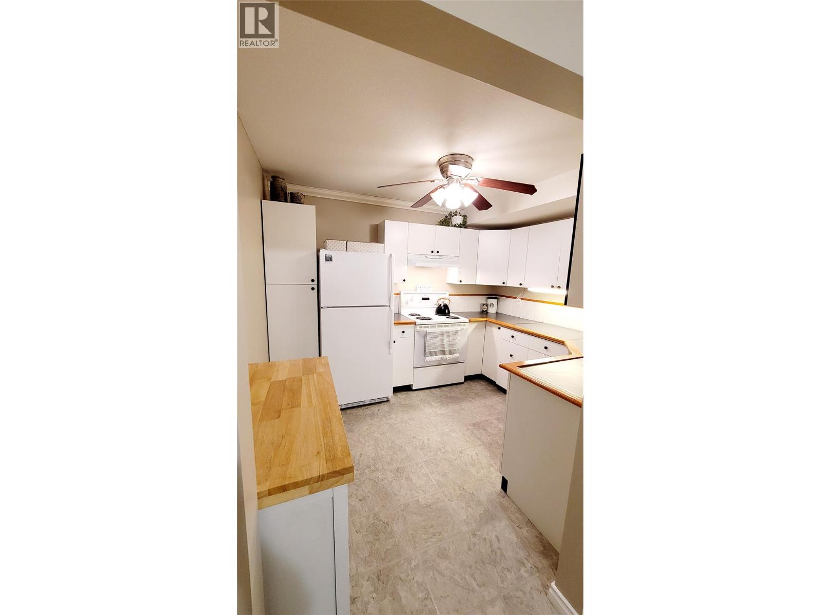 2321 Lillooet Crescent