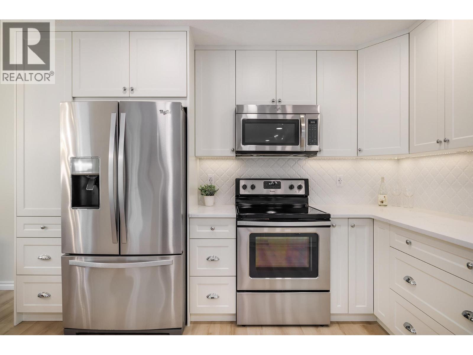2321 Lillooet Crescent