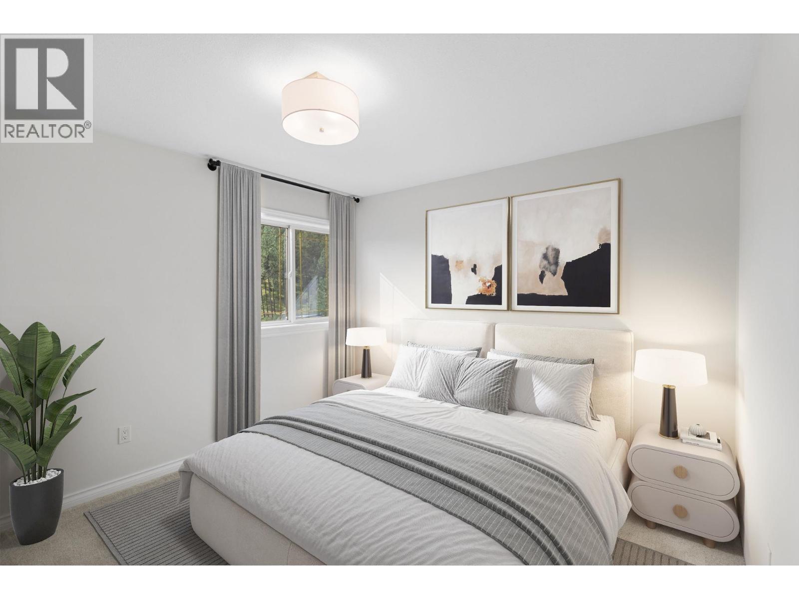 2321 Lillooet Crescent