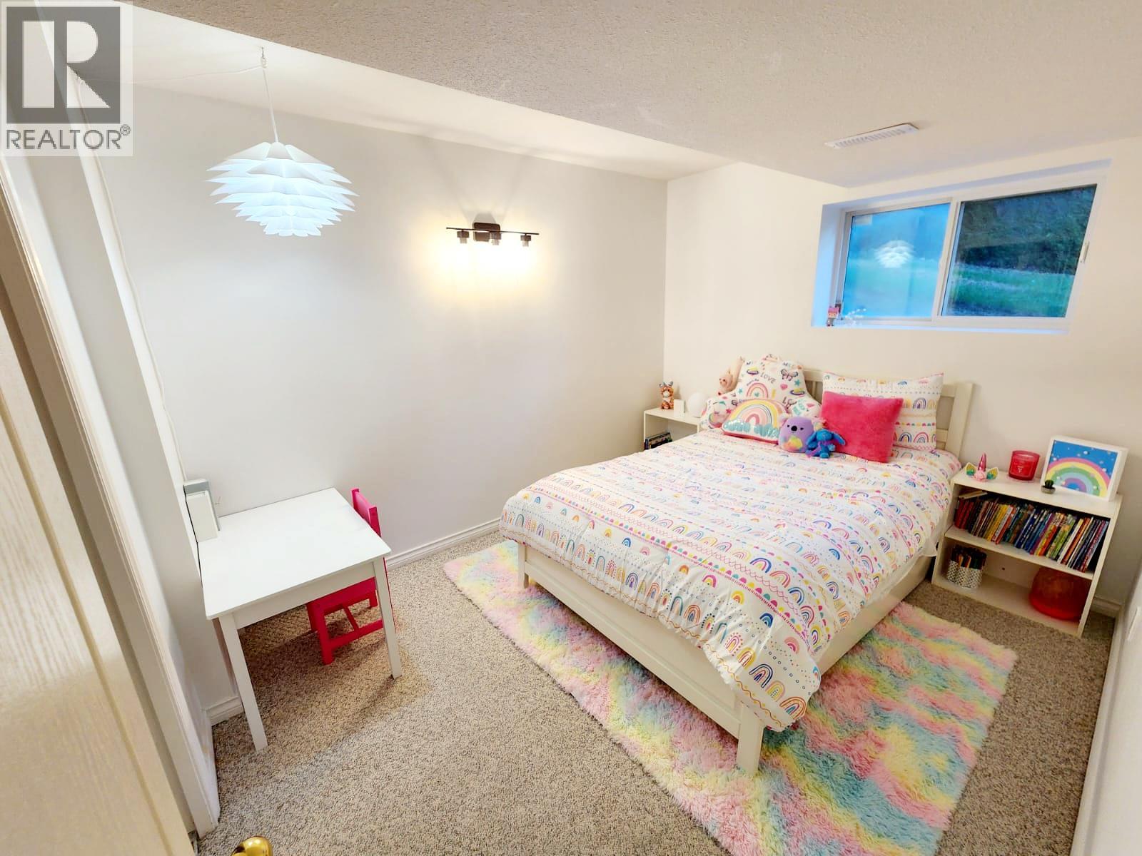 2321 Lillooet Crescent