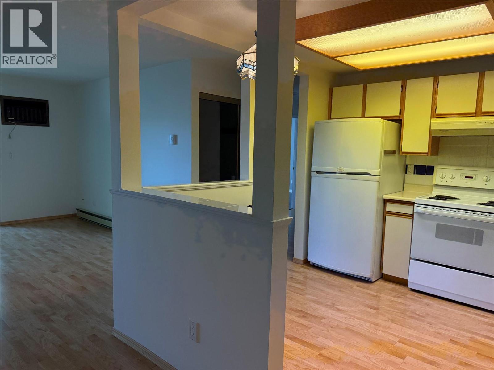 255 McIntosh Road Unit# 208