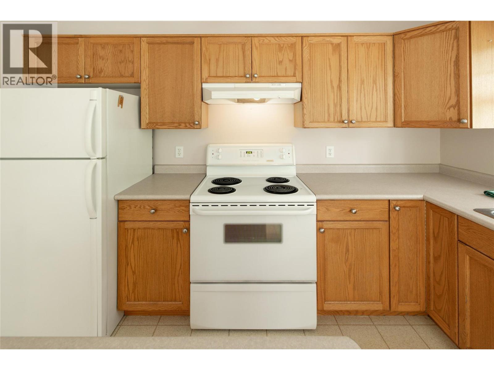 3825 GLEN CANYON Drive Unit# 101