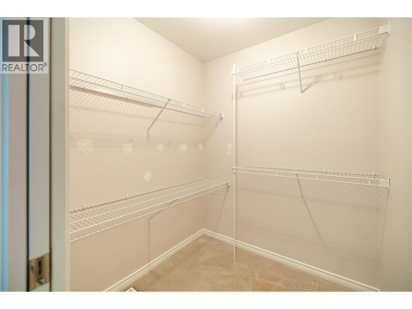 3825 GLEN CANYON Drive Unit# 101