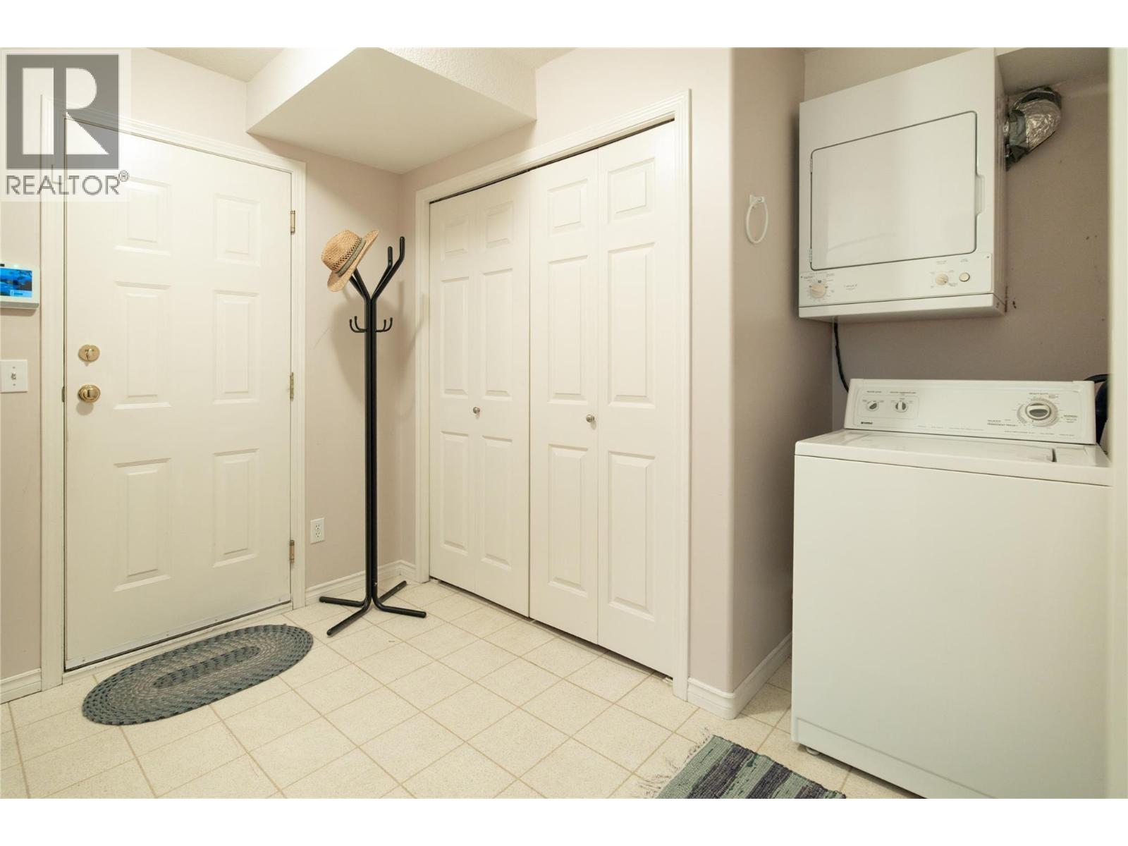 3825 GLEN CANYON Drive Unit# 101