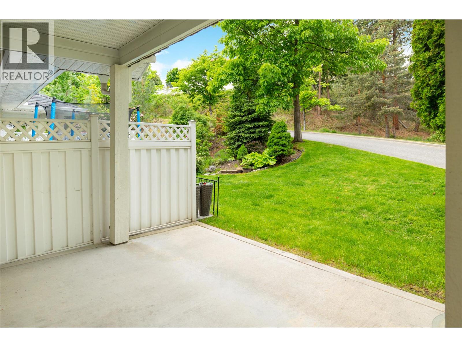 3825 GLEN CANYON Drive Unit# 101