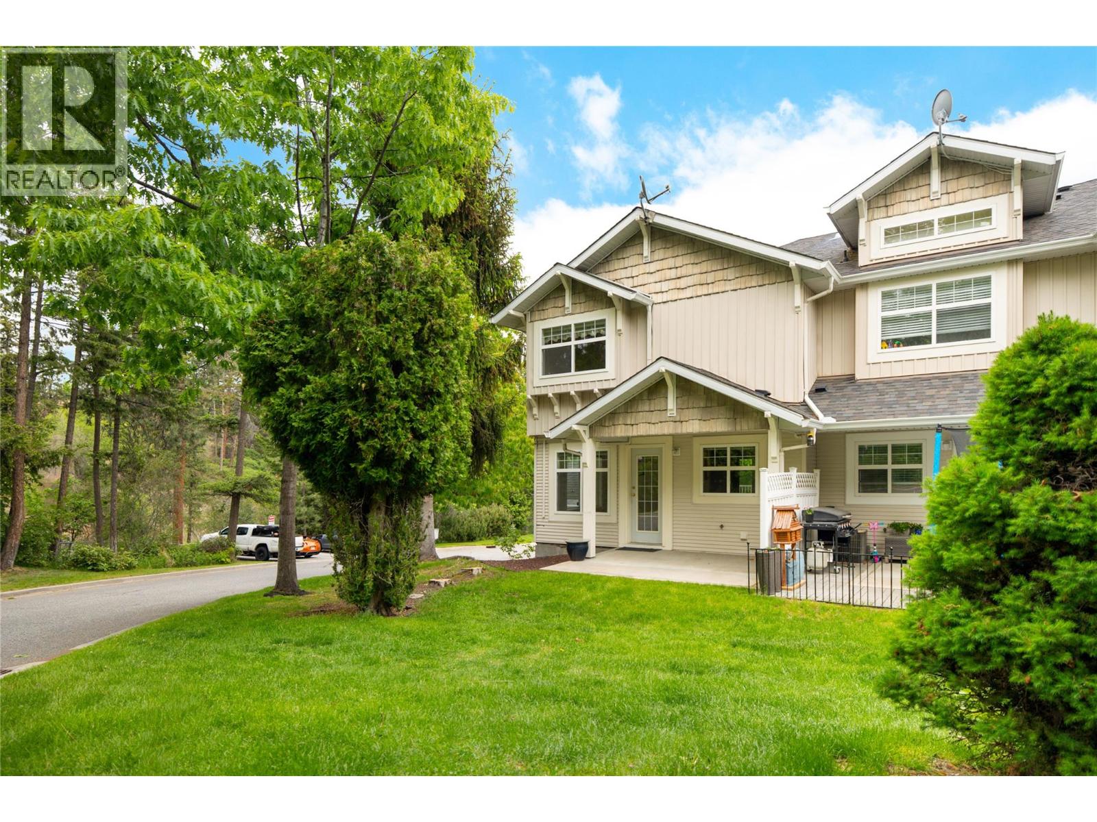 3825 GLEN CANYON Drive Unit# 101