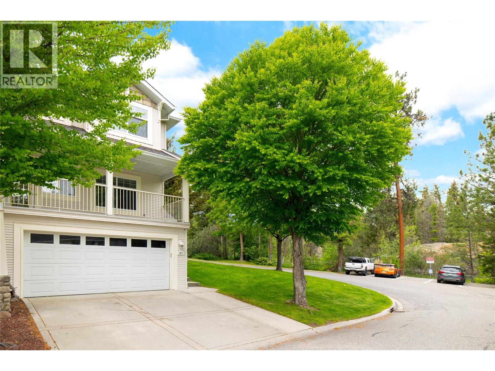 3825 GLEN CANYON Drive Unit# 101