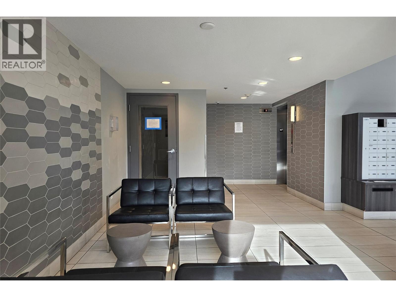 655 Academy Way Unit# PH22