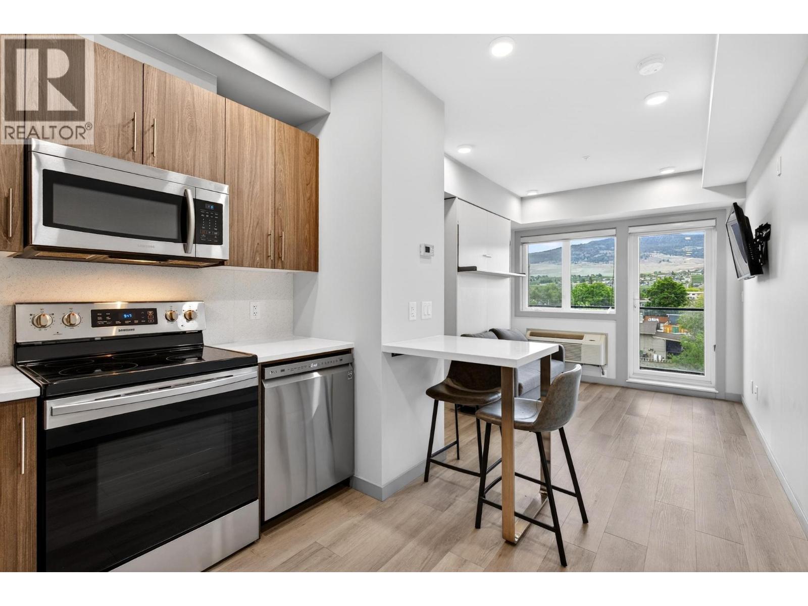 345 Dougall Road N Unit# 317