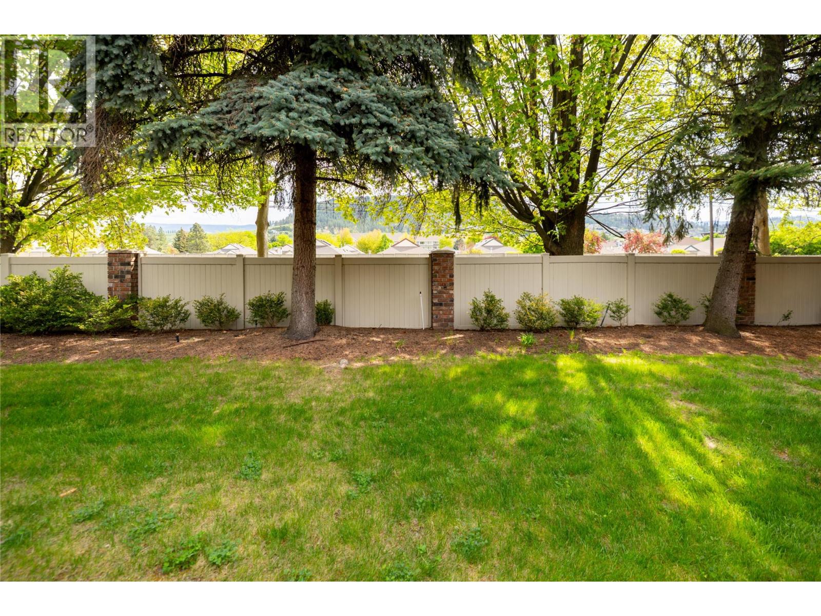 527 YATES Road Unit# 13