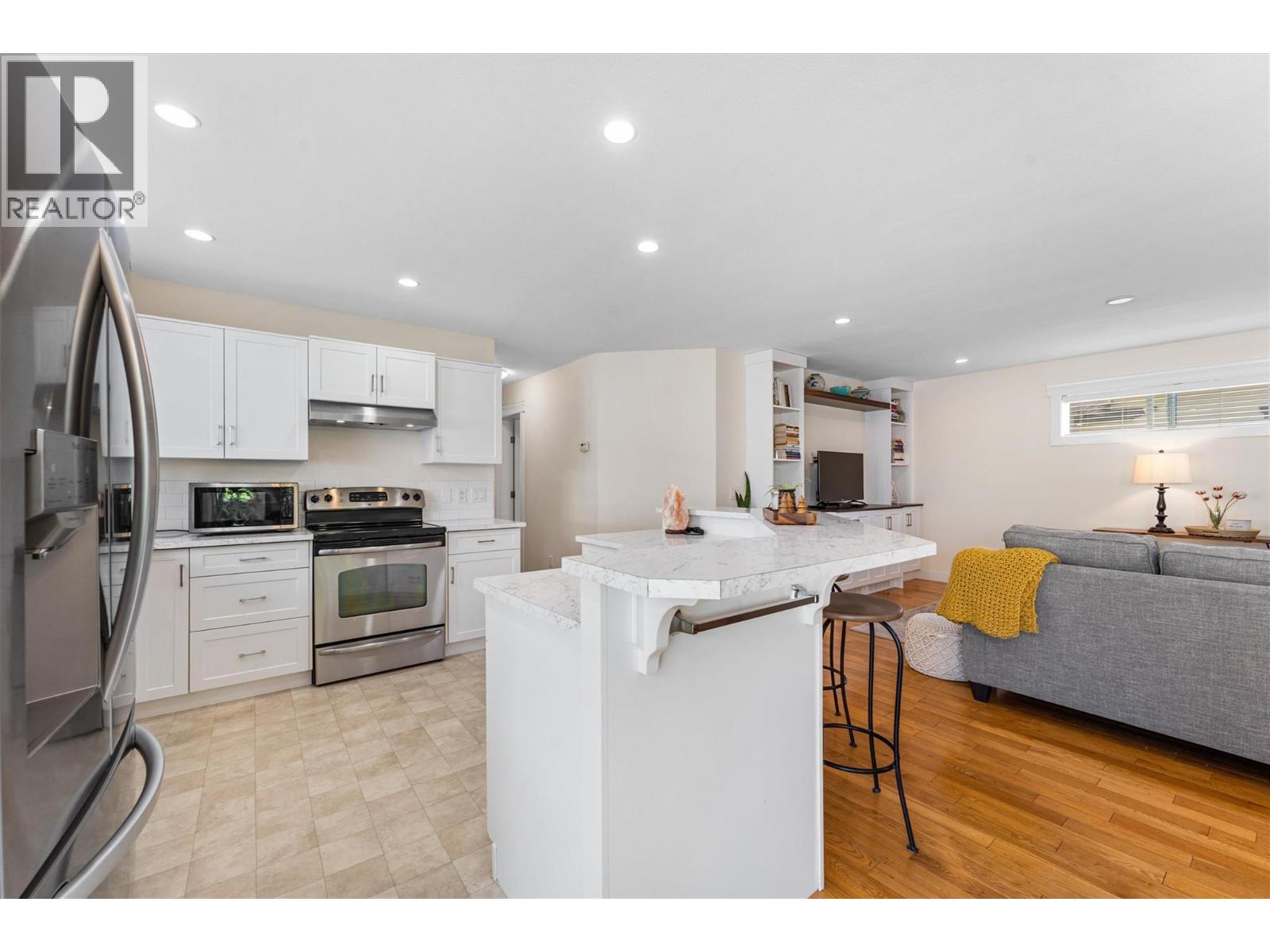 3340 Mimosa Drive