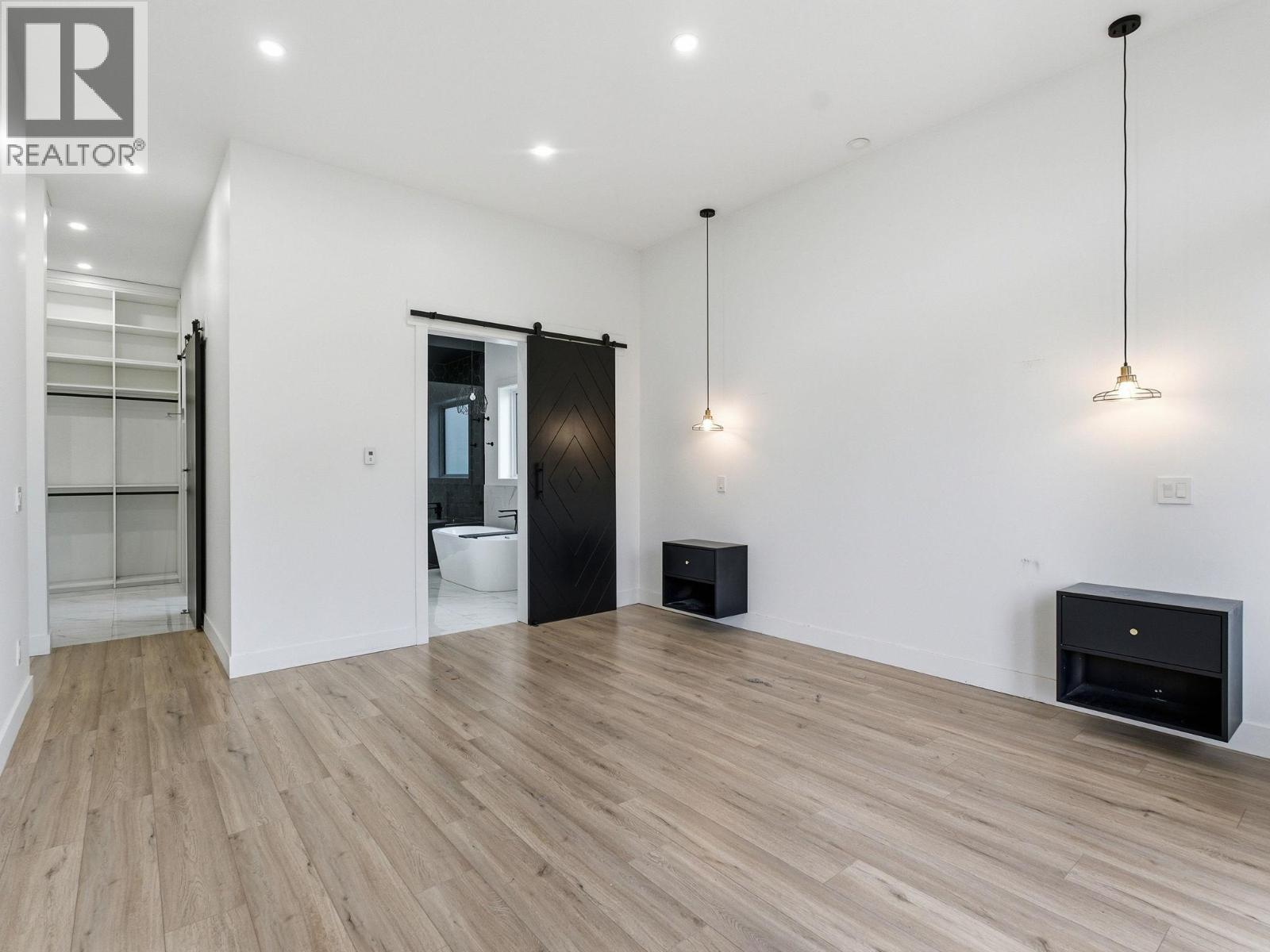 5300 Hedeman Court