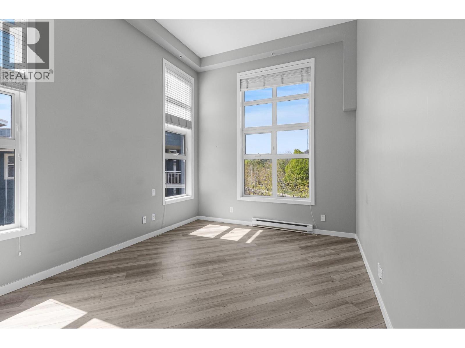 547 Yates Road Unit# 401
