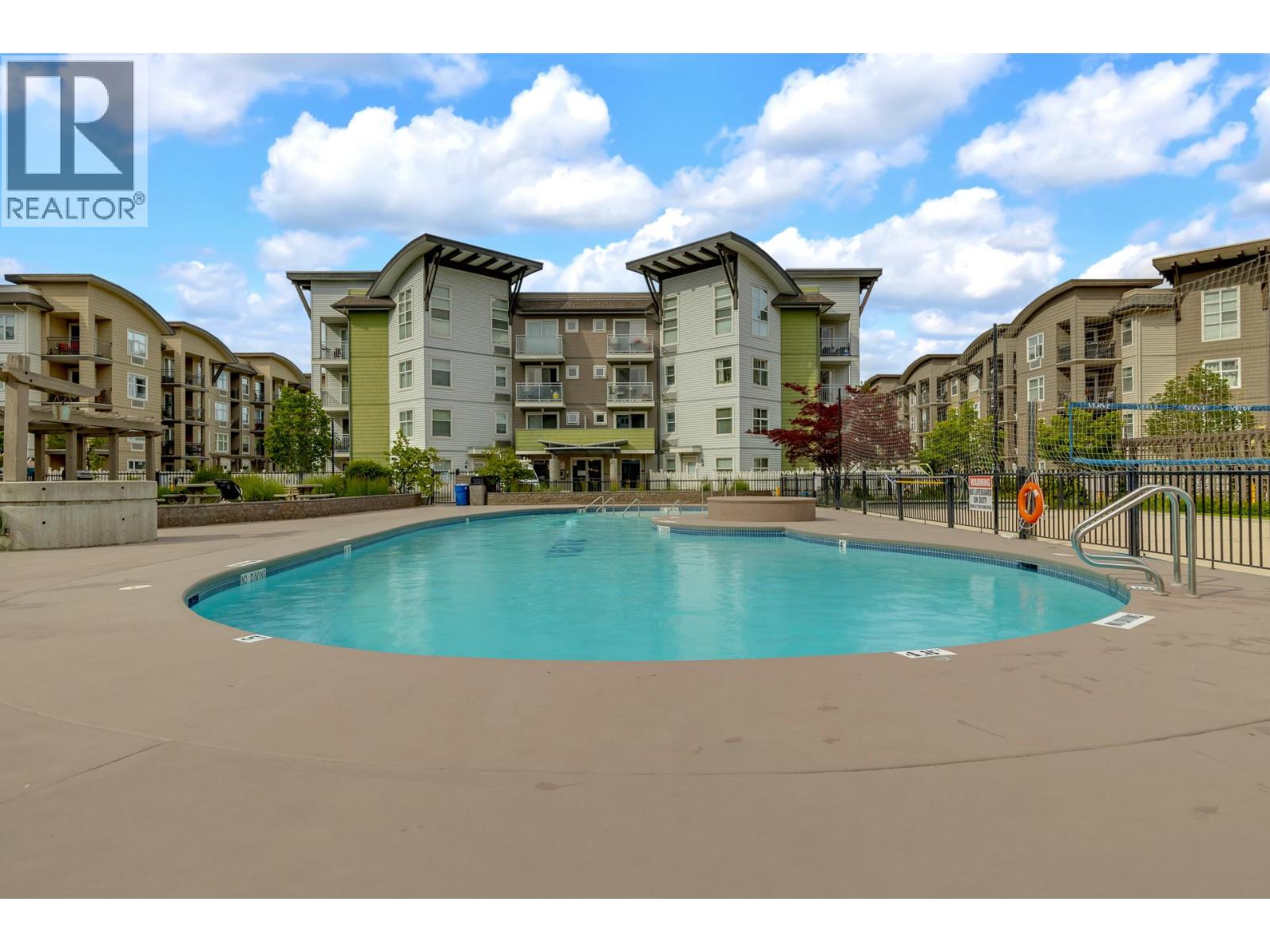 547 Yates Road Unit# 401
