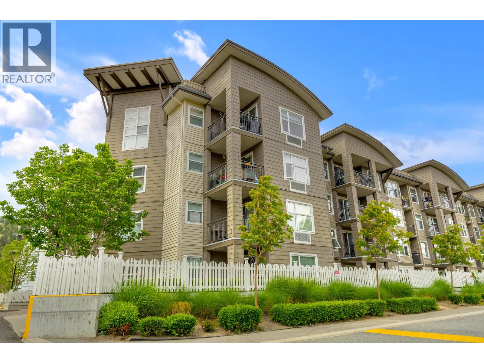 547 Yates Road Unit# 401