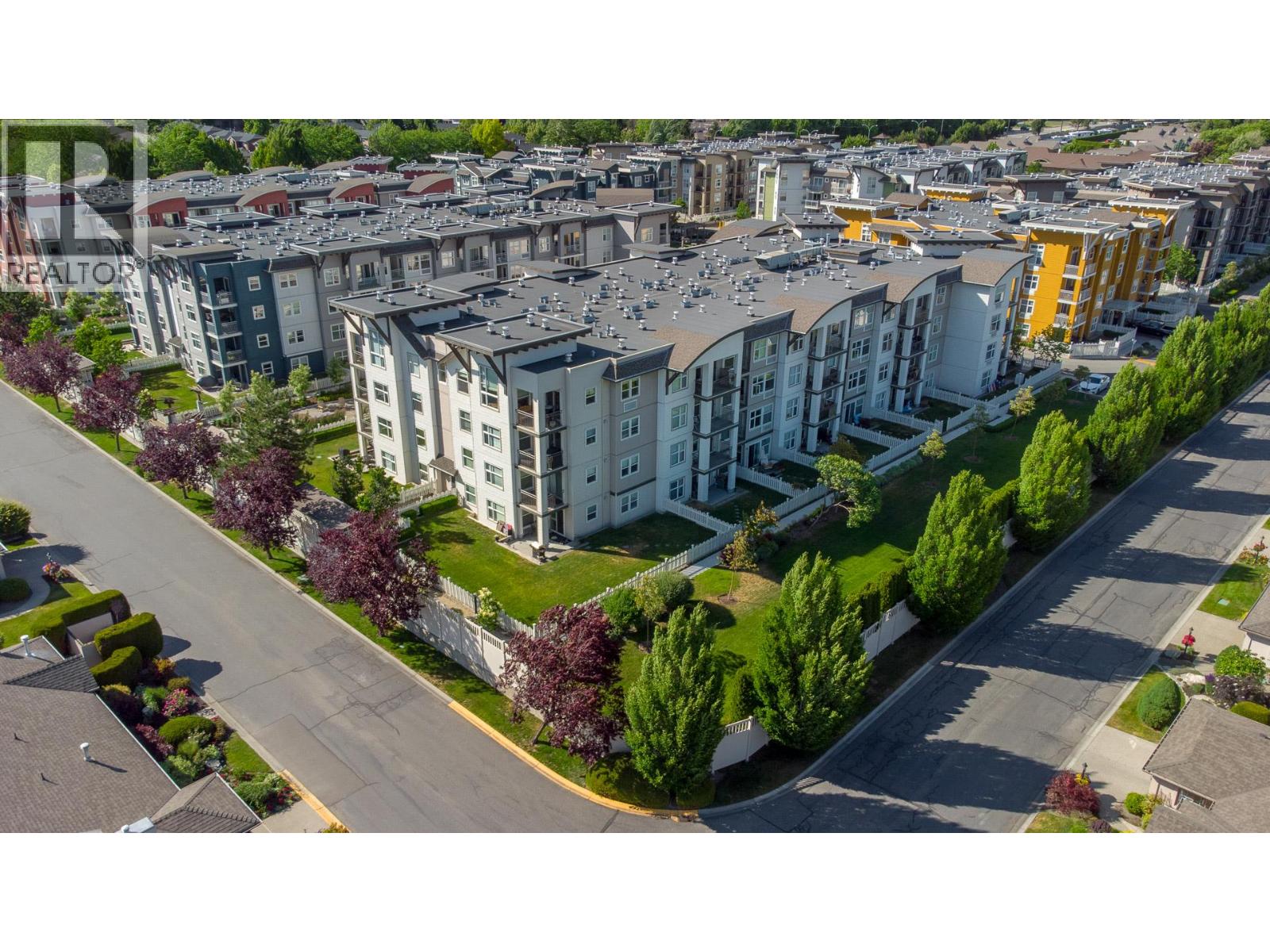 547 Yates Road Unit# 401