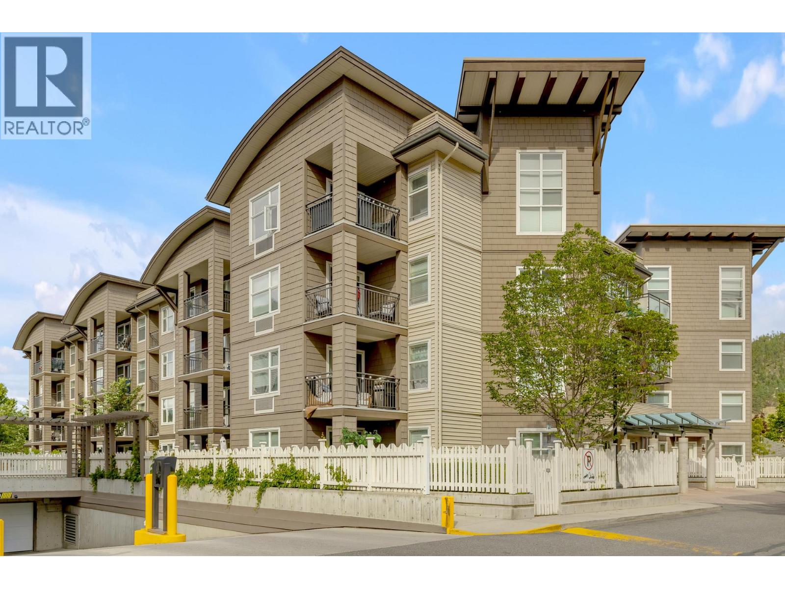 547 Yates Road Unit# 401
