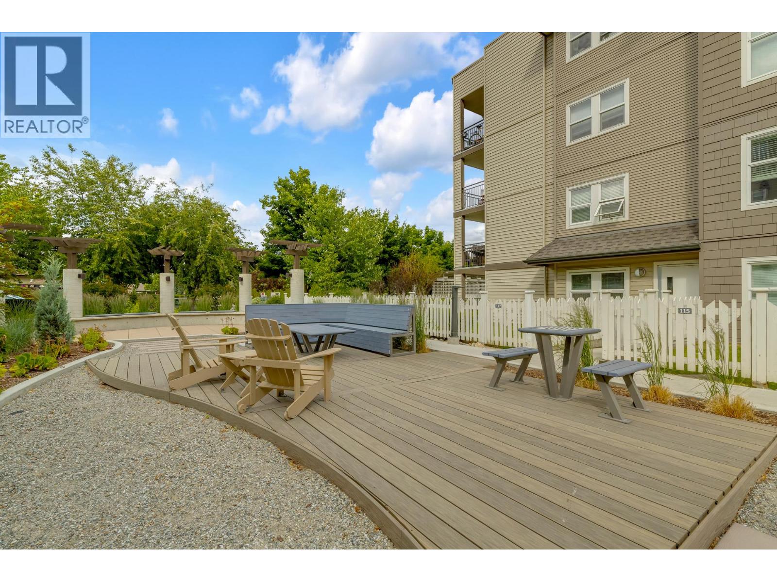 547 Yates Road Unit# 401