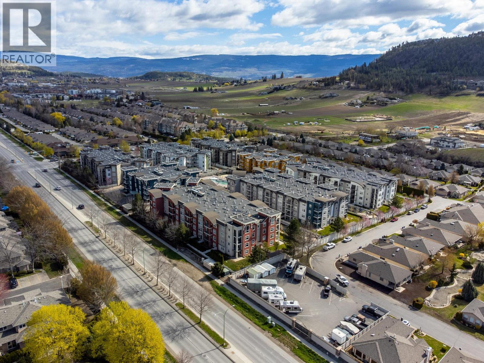 547 Yates Road Unit# 401