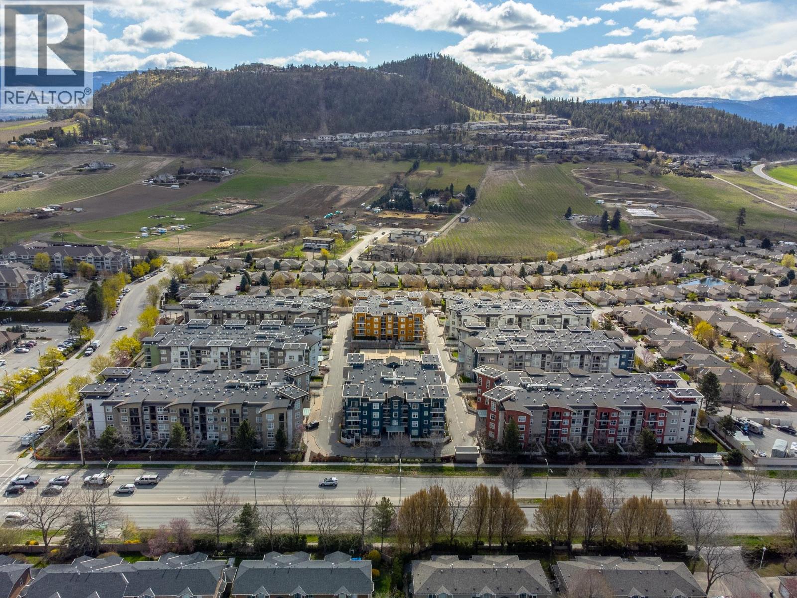 547 Yates Road Unit# 401