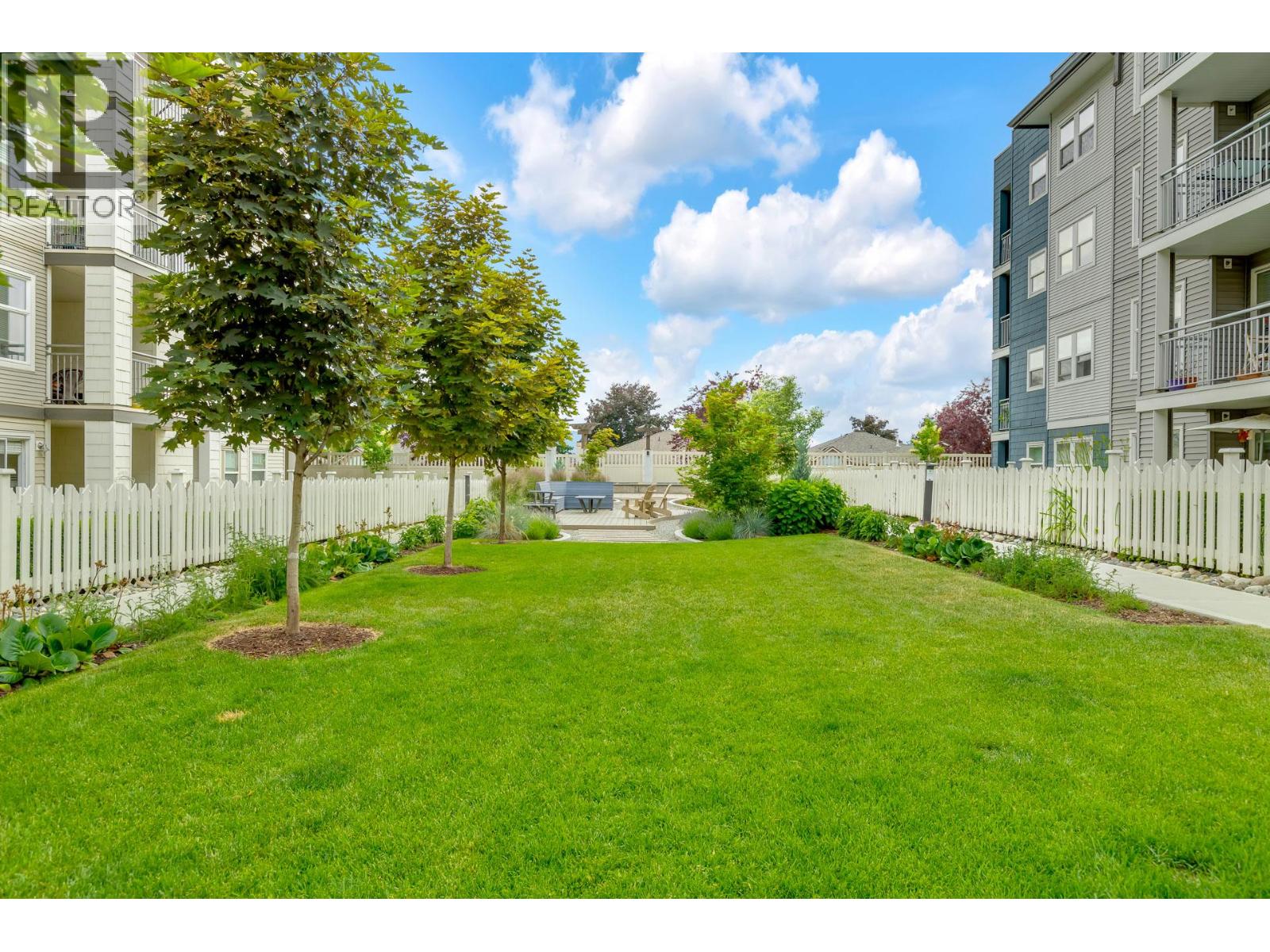 547 Yates Road Unit# 401