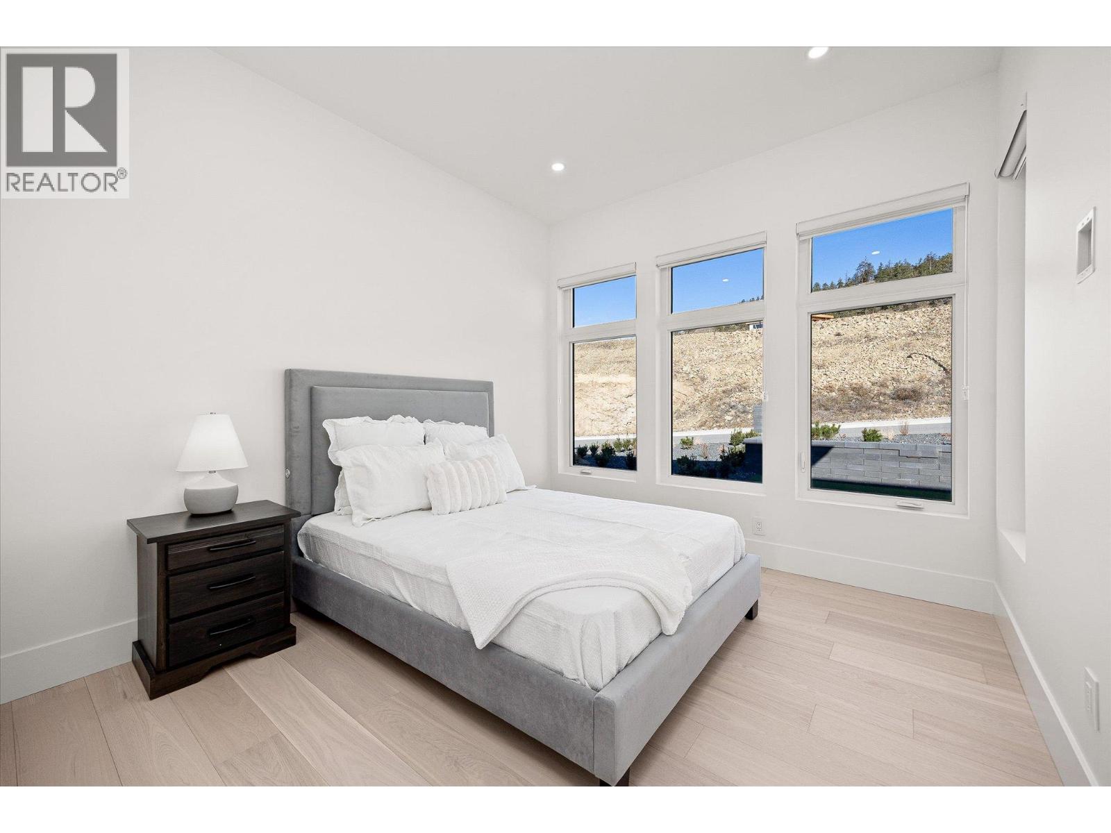 1343 Vineyard Drive