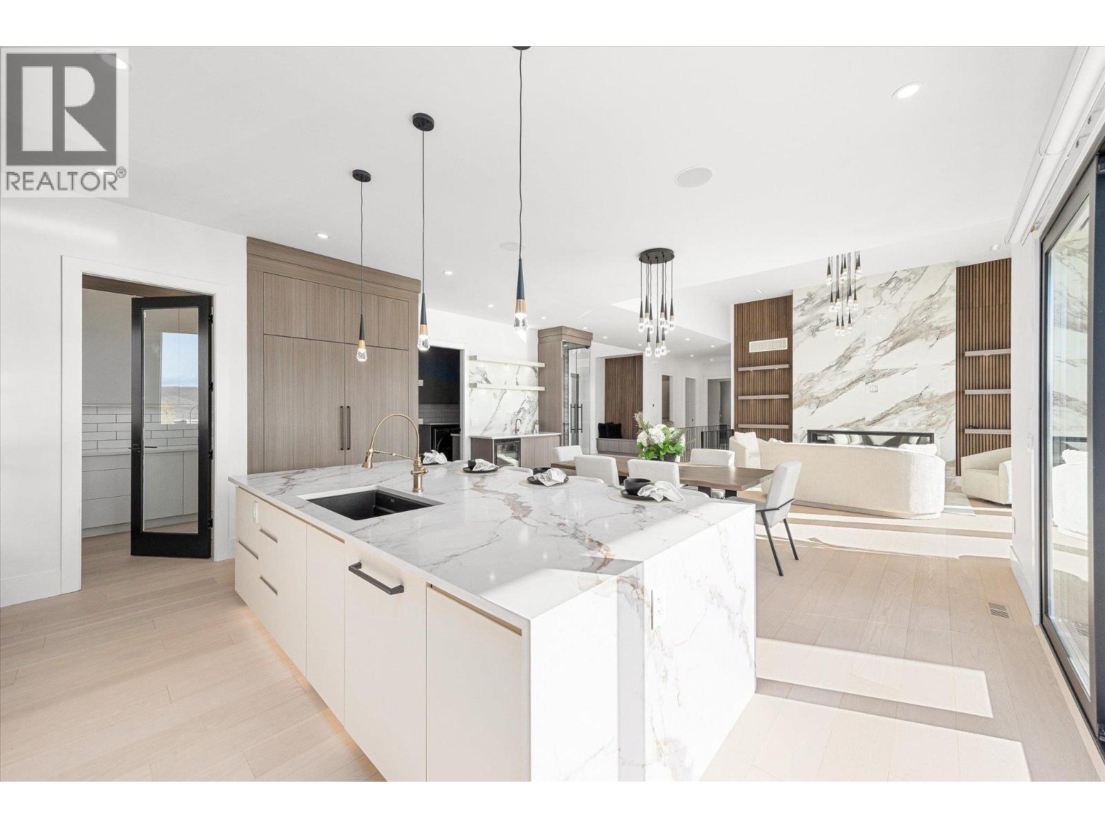 1343 Vineyard Drive