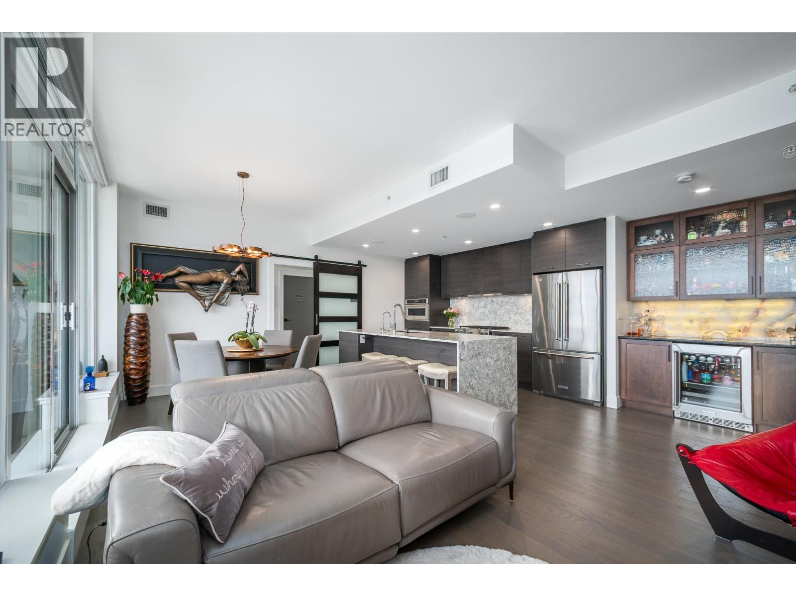 1191 Sunset Drive Unit# 2104