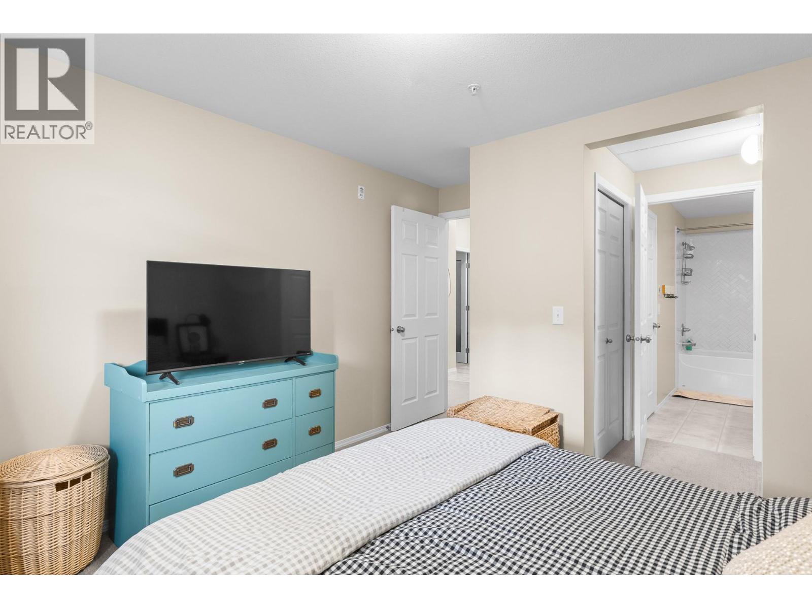 1875 Country Club Drive Unit# 1413