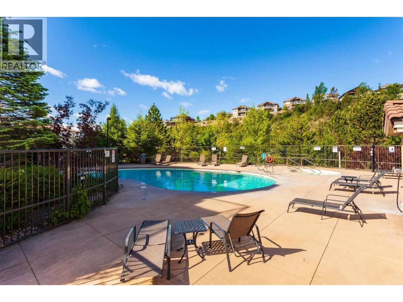 1875 Country Club Drive Unit# 1413