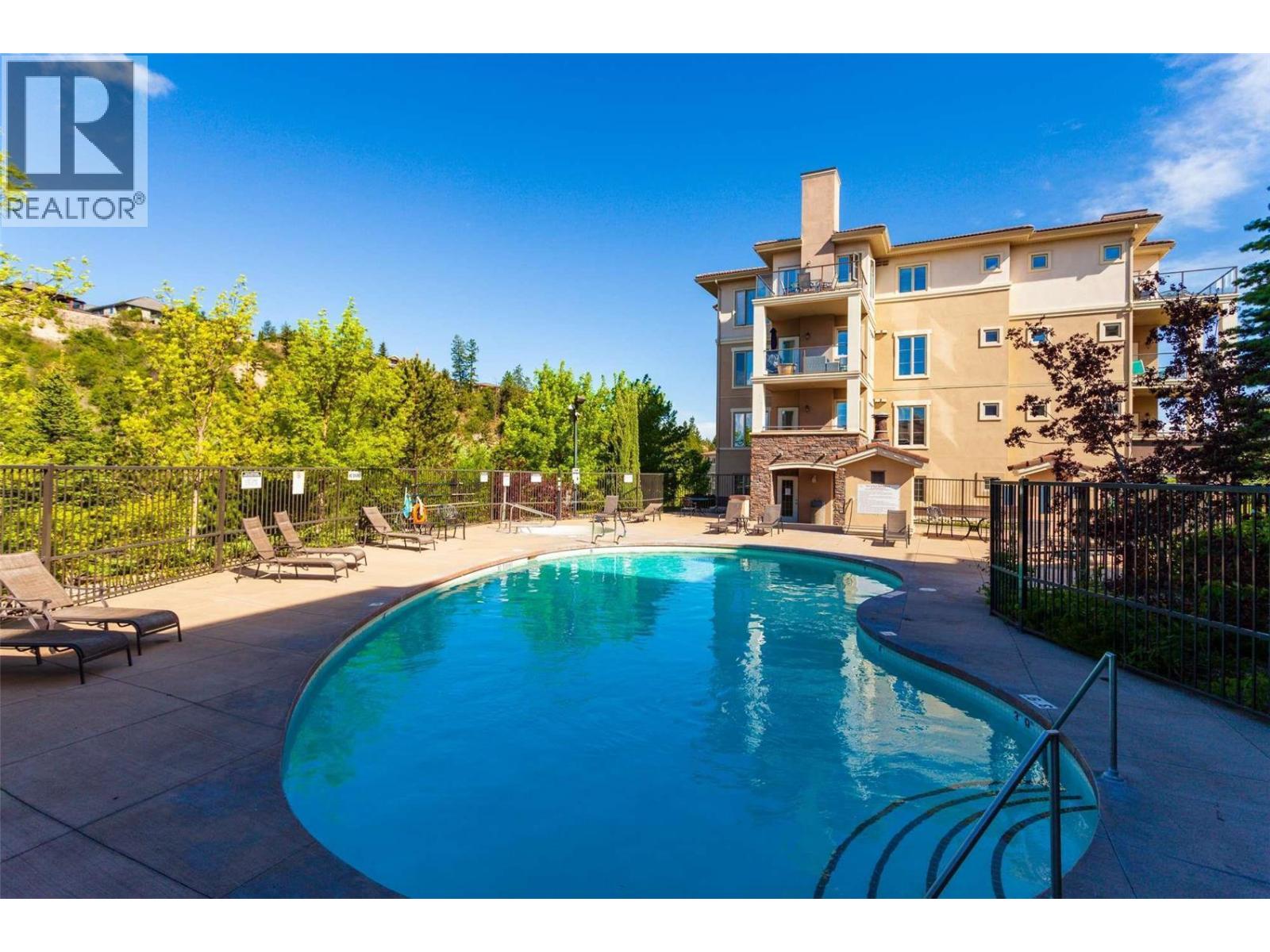 1875 Country Club Drive Unit# 1413