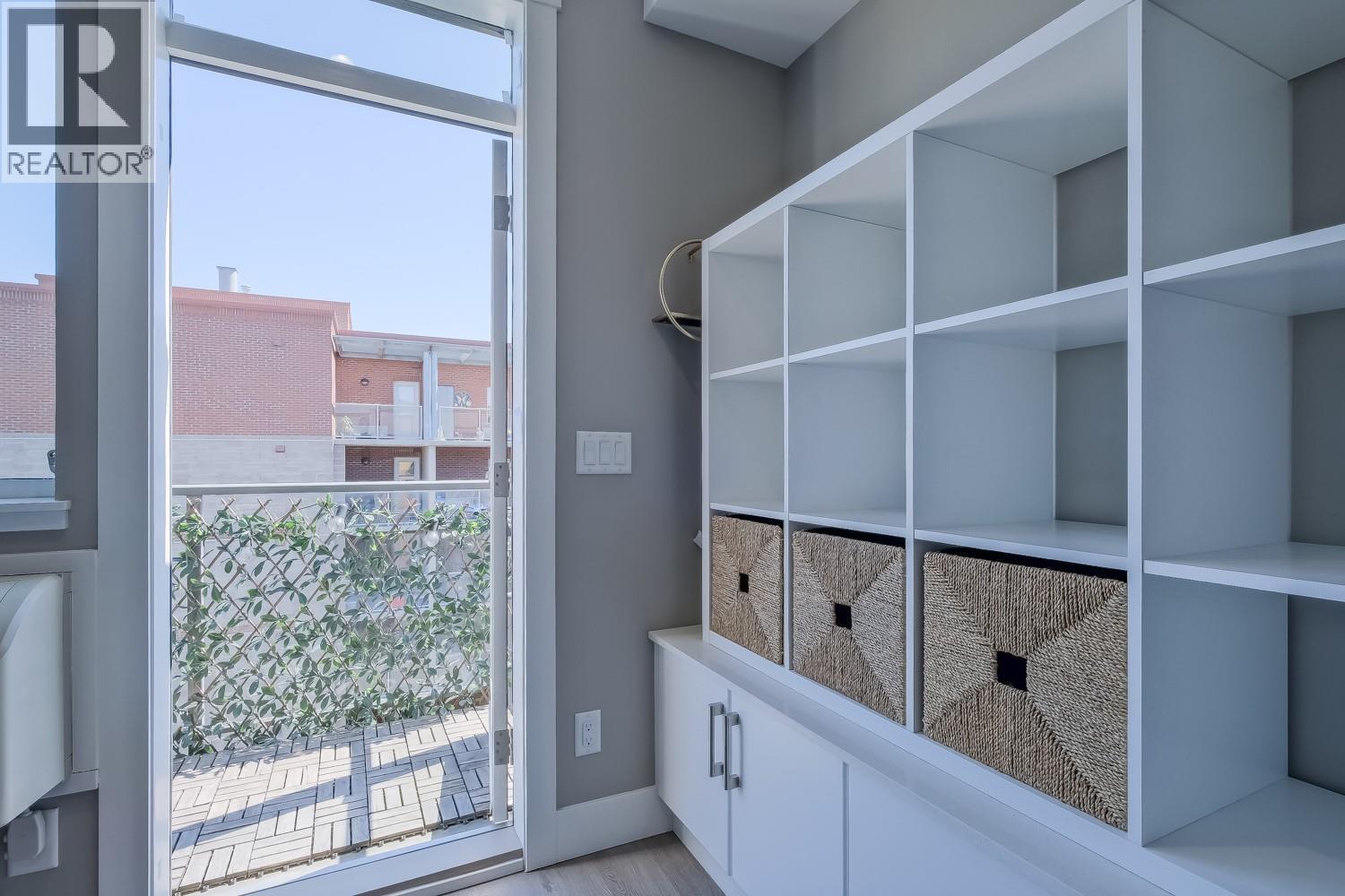 925 Leon Avenue Unit# 614