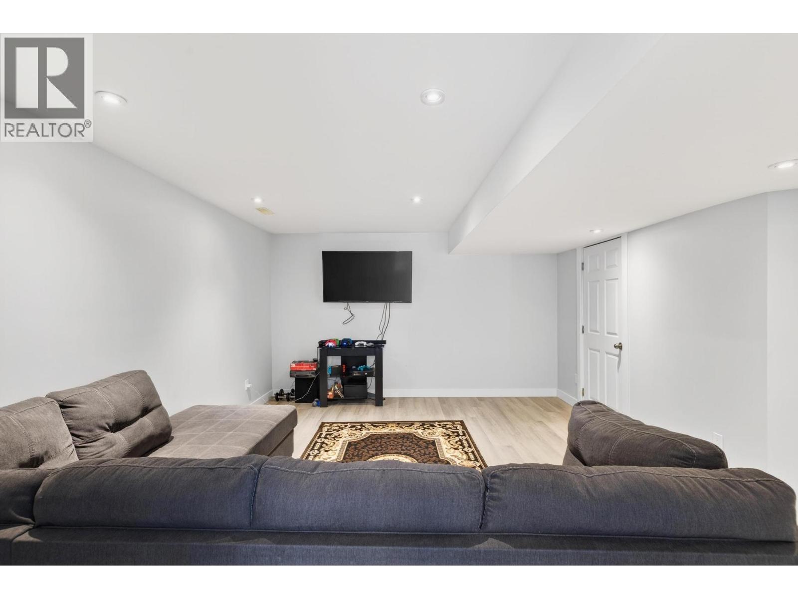 1322 Rose Abby Drive