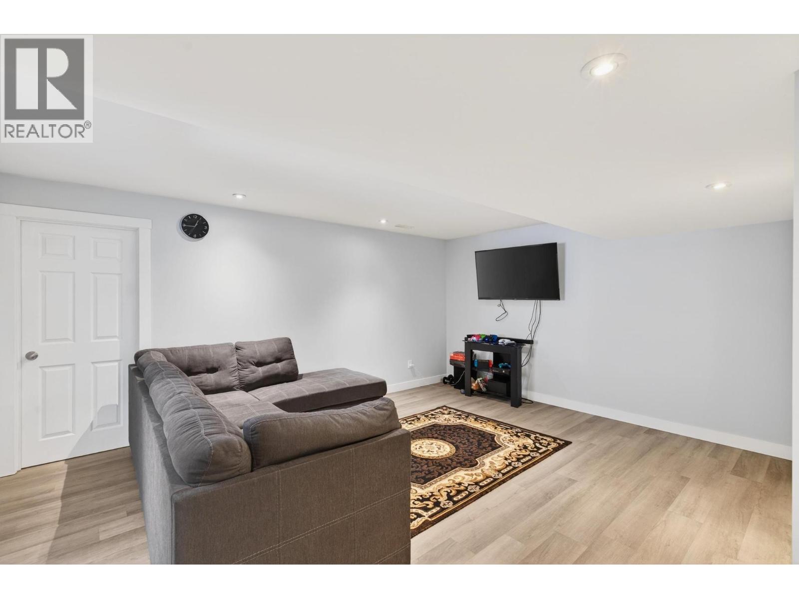 1322 Rose Abby Drive