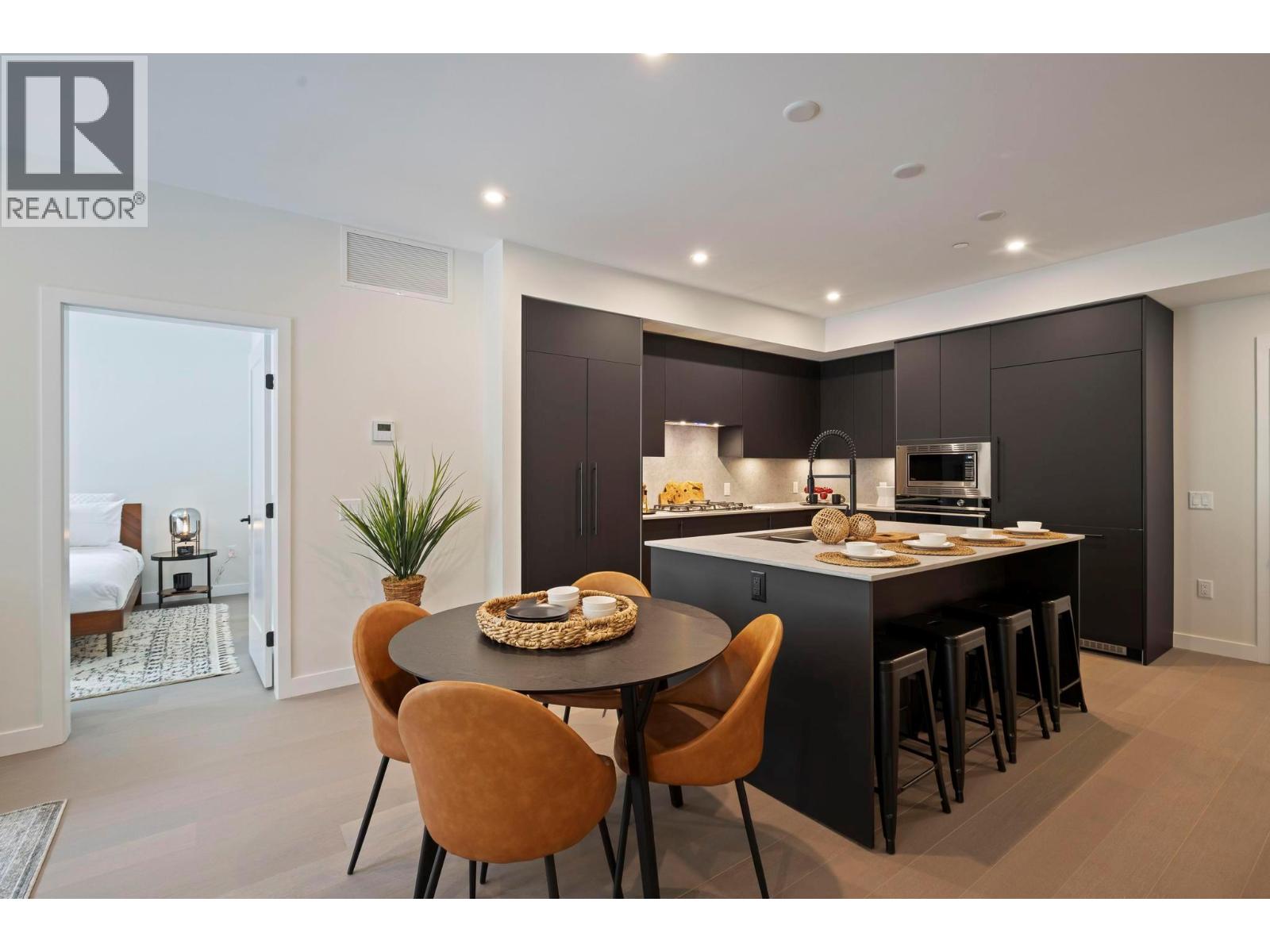 9652 Benchland Drive Unit# 202