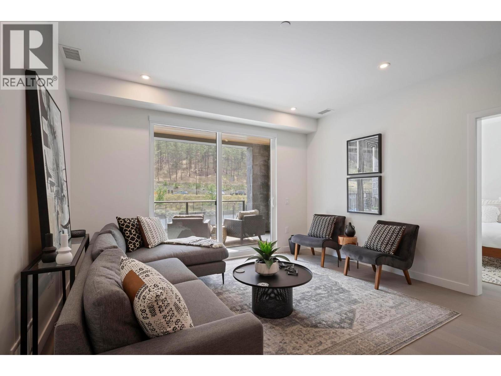 9652 Benchland Drive Unit# 202