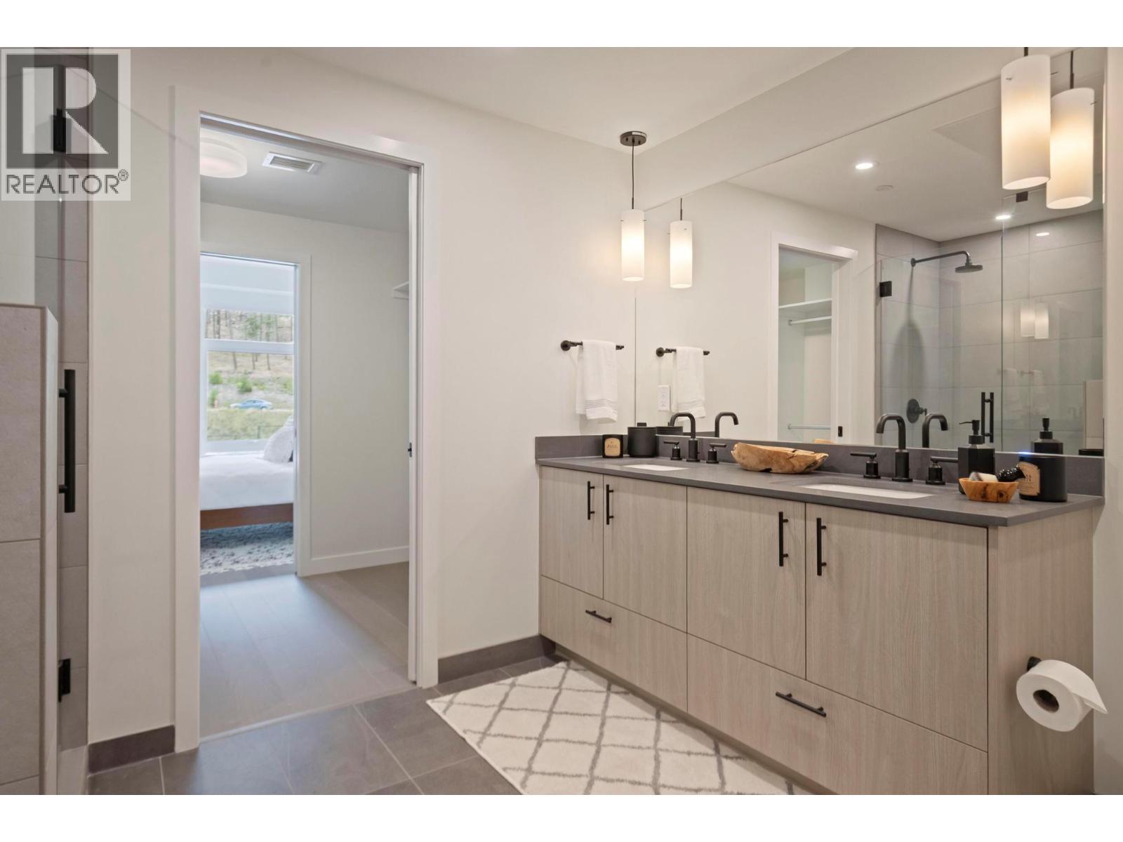 9652 Benchland Drive Unit# 202