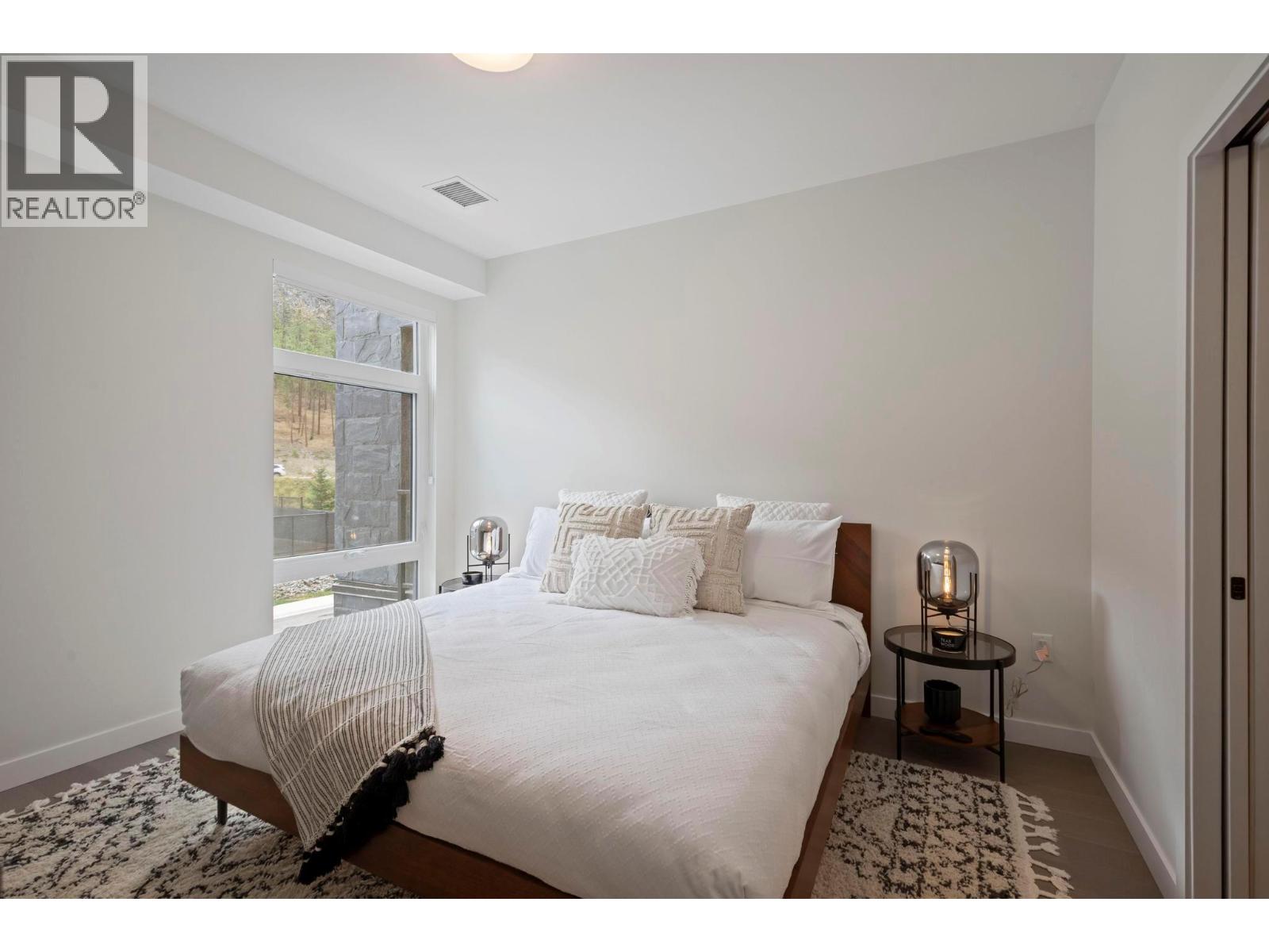 9652 Benchland Drive Unit# 202
